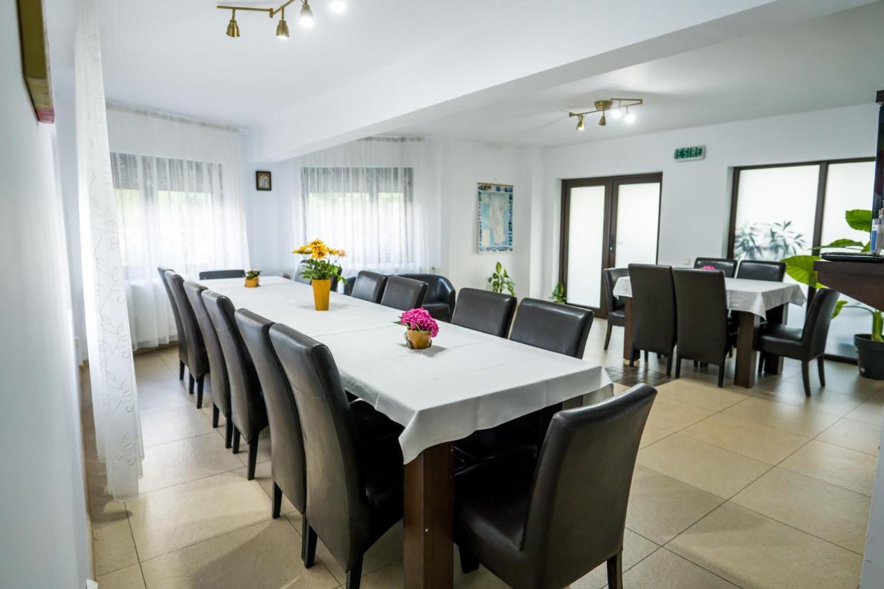 Pensiunea Xandra Hotel Corbi Luaran gambar